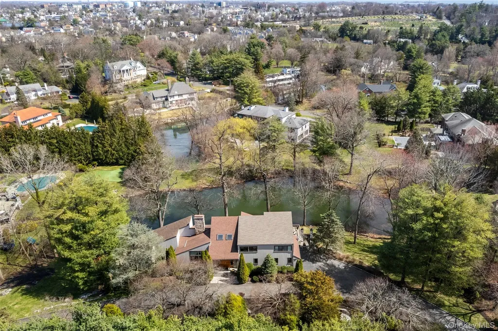 3 Lakeside Drive Rye NY 10580