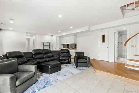 3 Lakeside Drive Rye NY 10580