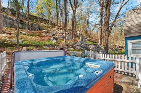 115 Tanglewylde Road Lake Peekskill NY 10537