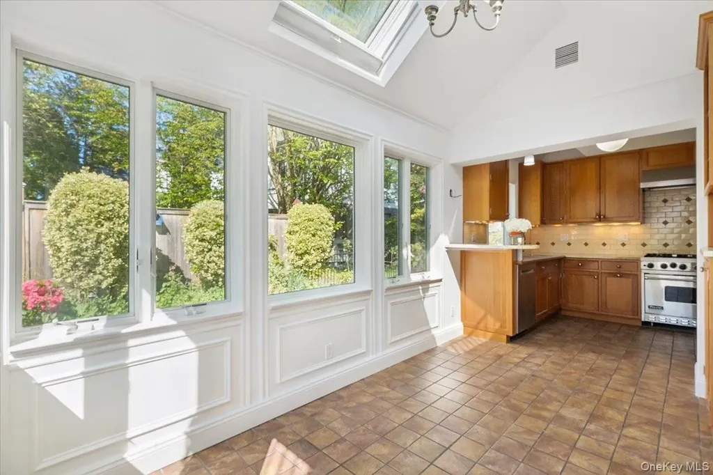 81 Sargent Road Scarsdale NY 10583