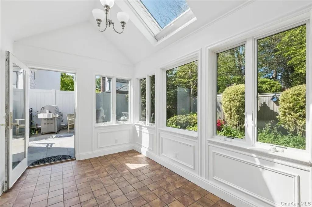 81 Sargent Road Scarsdale NY 10583