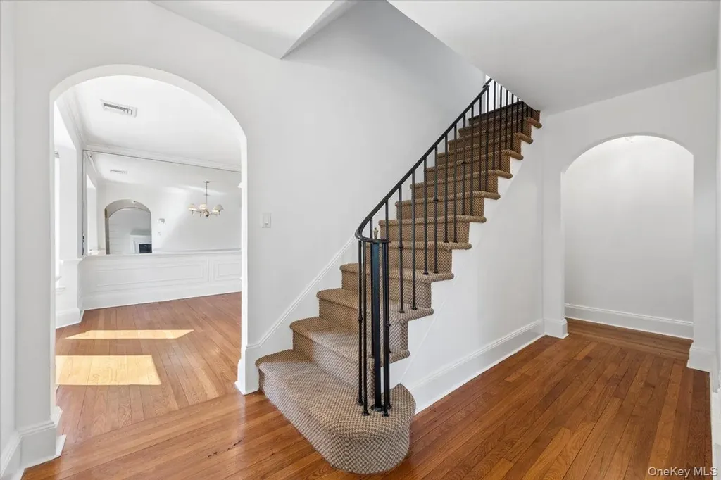 81 Sargent Road Scarsdale NY 10583