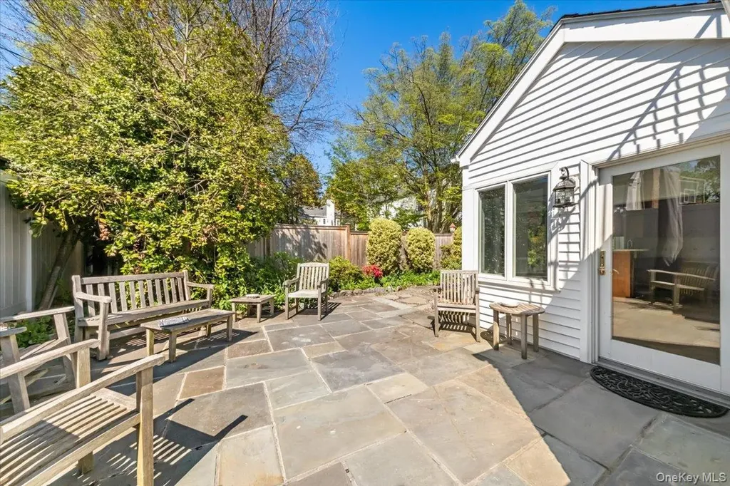 81 Sargent Road Scarsdale NY 10583