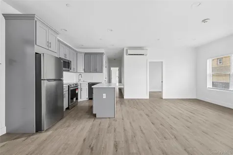 533 Greenwich Street Hempstead NY 11550