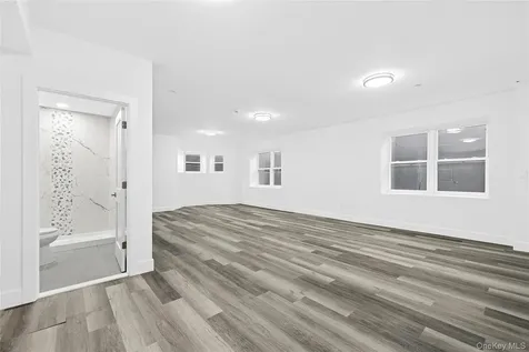 533 Greenwich Street Hempstead NY 11550
