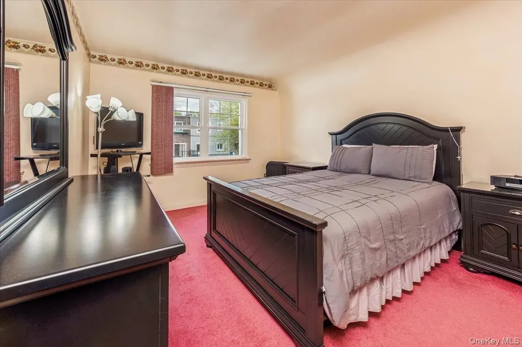 228 Calhoun Avenue Bronx NY 10465