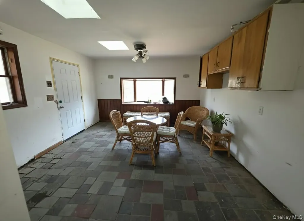 863 North Street Peekskill NY 10566