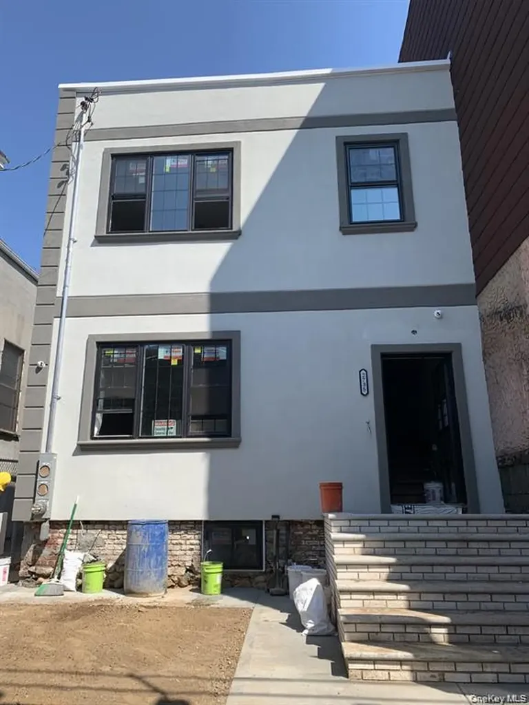 27-35 Fulton Brooklyn NY 11207