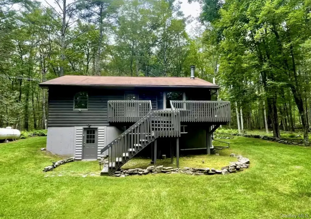 30 Woods Road Yulan NY 12792