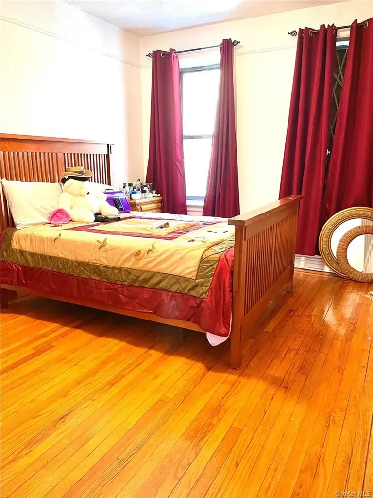 941 Jerome Avenue Bronx NY 10452
