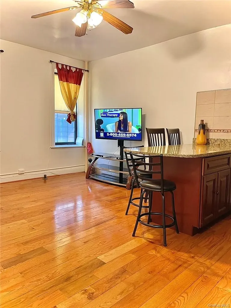 941 Jerome Avenue Bronx NY 10452