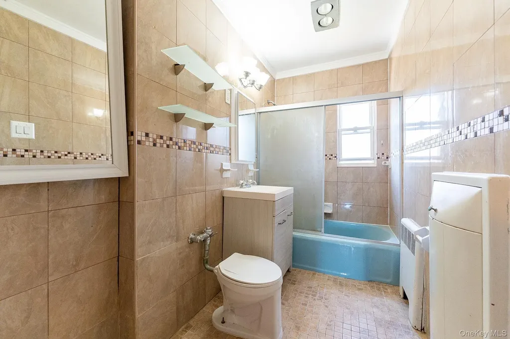 140-07 68th Drive Flushing NY 11367