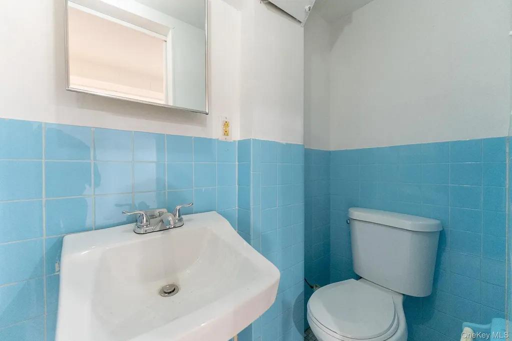 140-07 68th Drive Flushing NY 11367