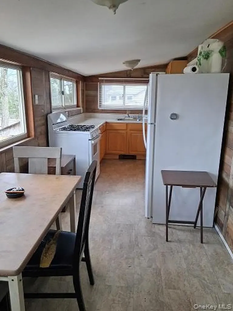 26 Oakwood Trail S Monroe NY 10950