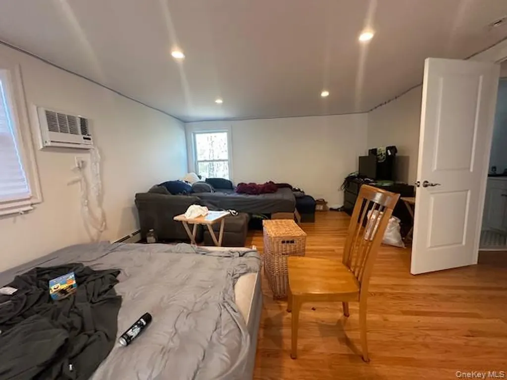 21 Ruby Lane Huntington Station NY 11746