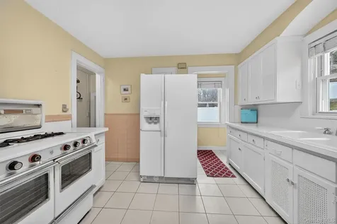 427 Westchester Avenue White Plains NY 10604