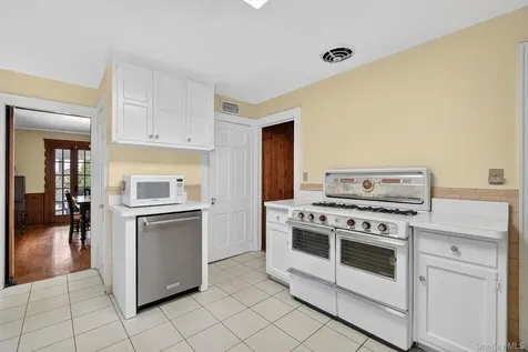 427 Westchester Avenue White Plains NY 10604
