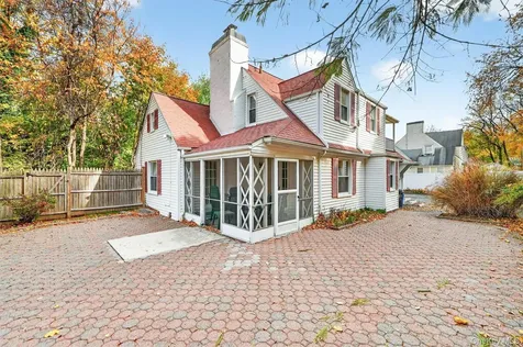 427 Westchester Avenue White Plains NY 10604