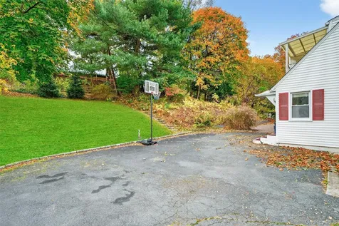 427 Westchester Avenue White Plains NY 10604