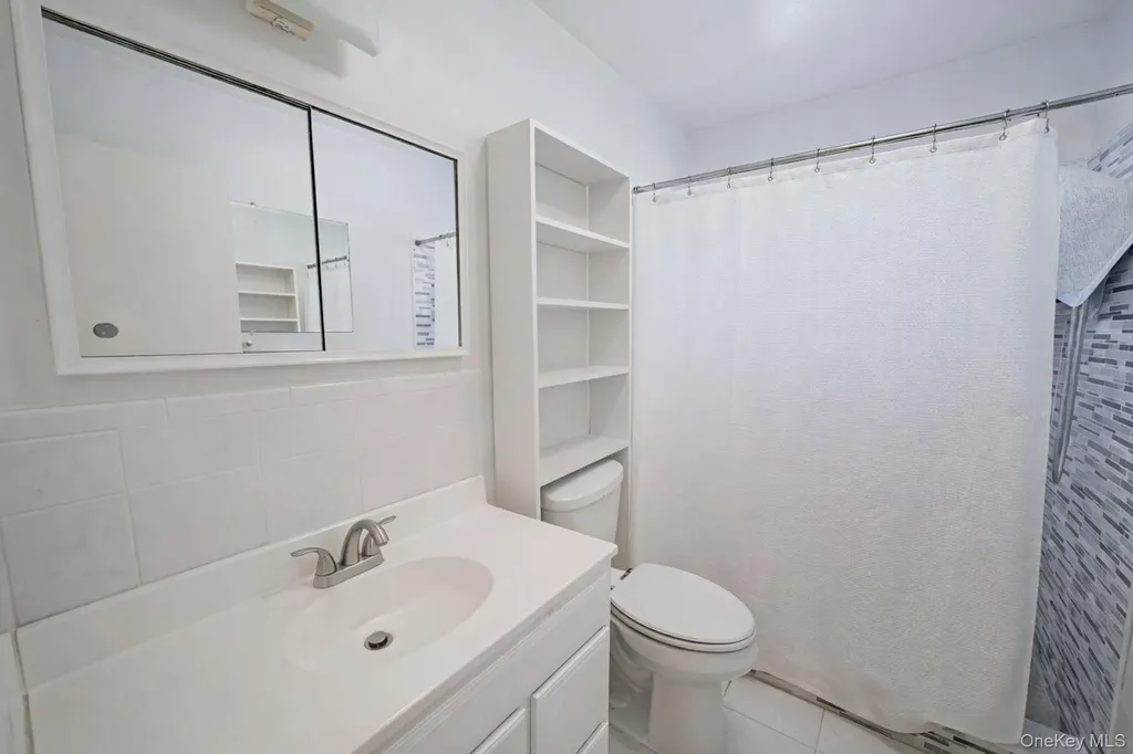 36595 County Road 48 Peconic NY 11958