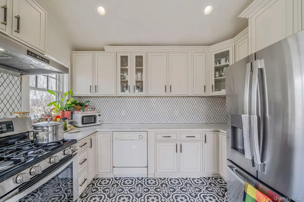 36595 County Road 48 Peconic NY 11958