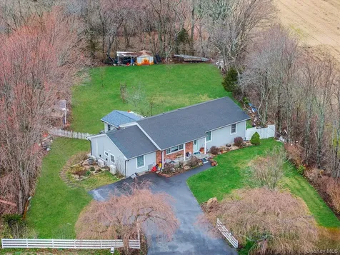 36595 County Road 48 Peconic NY 11958