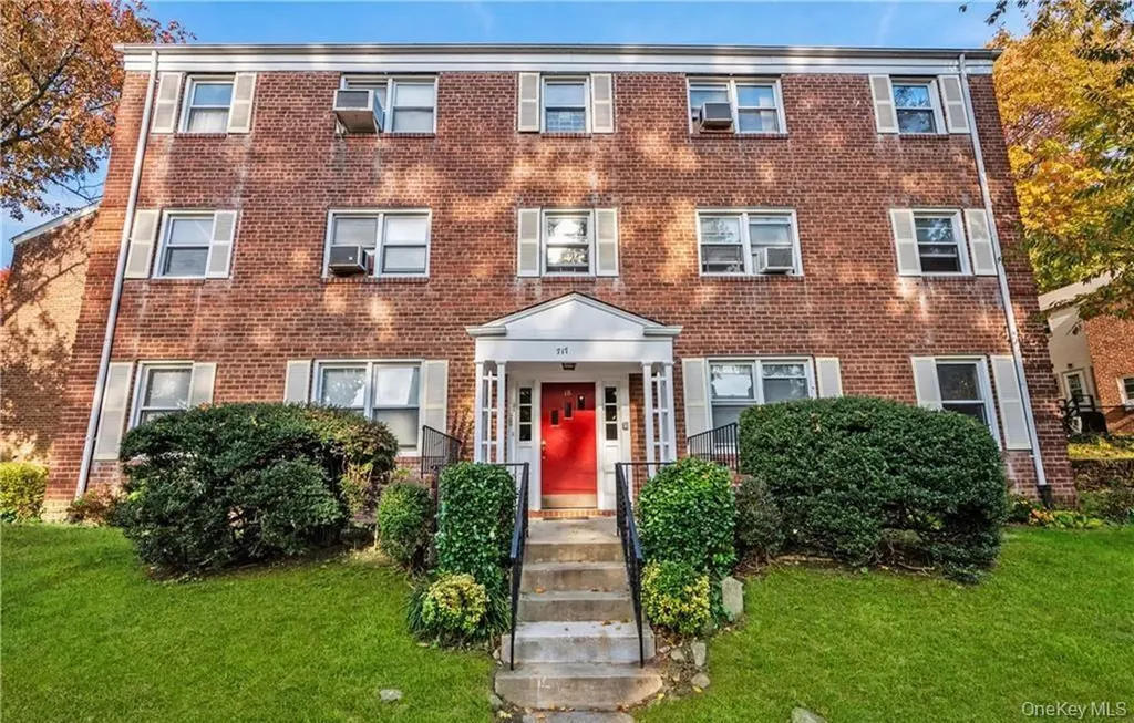 717 Tuckahoe Road Yonkers NY 10710