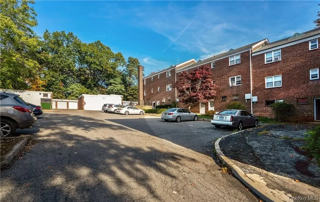 717 Tuckahoe Road Yonkers NY 10710