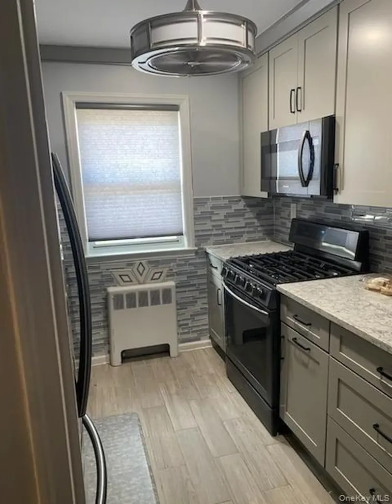 717 Tuckahoe Road Yonkers NY 10710