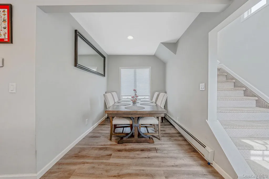 794 Pecan Street Lindenhurst NY 11757