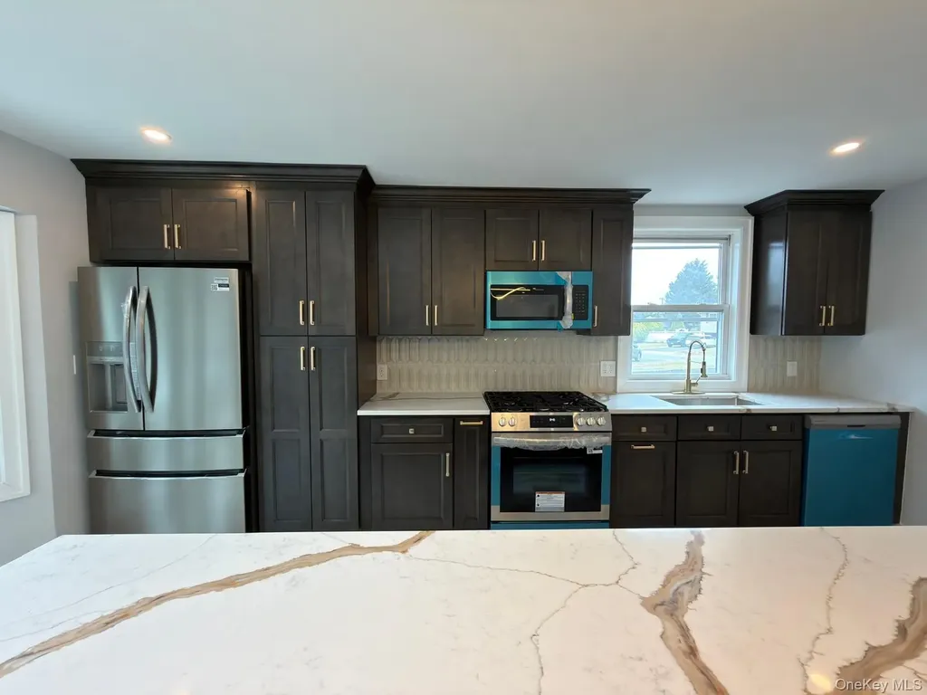 21 Colby Drive Kings Park NY 11754