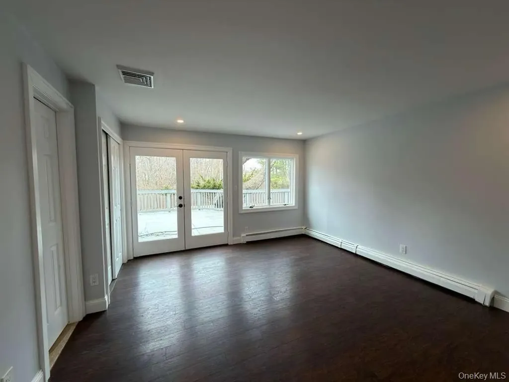 21 Colby Drive Kings Park NY 11754