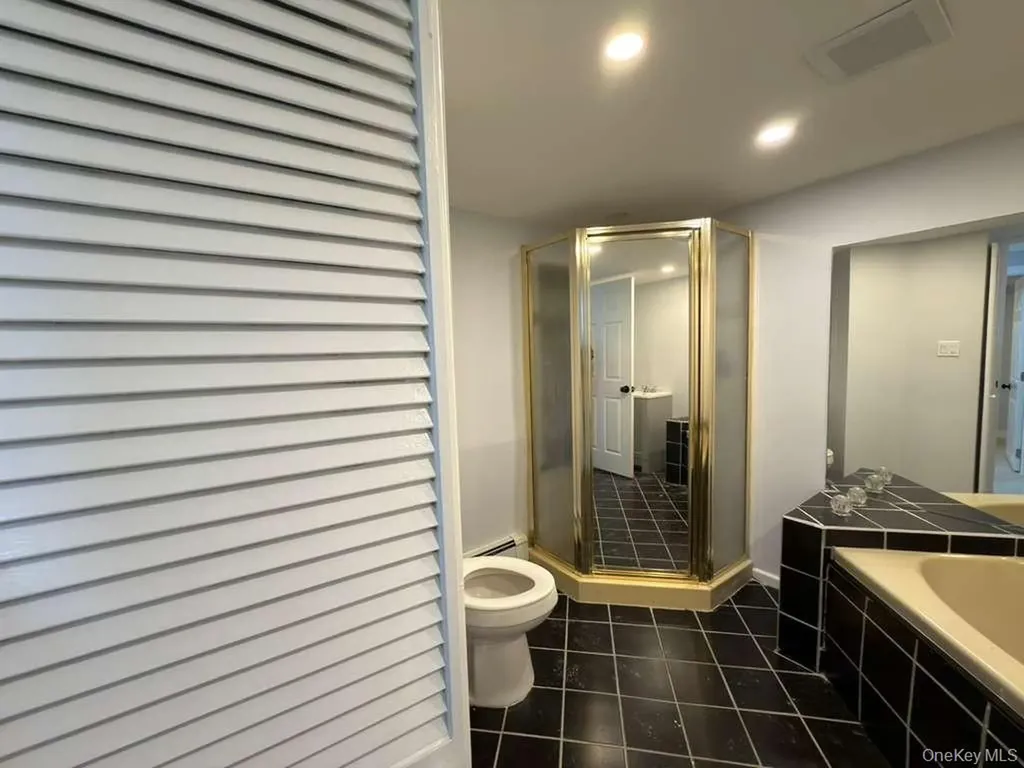 21 Colby Drive Kings Park NY 11754