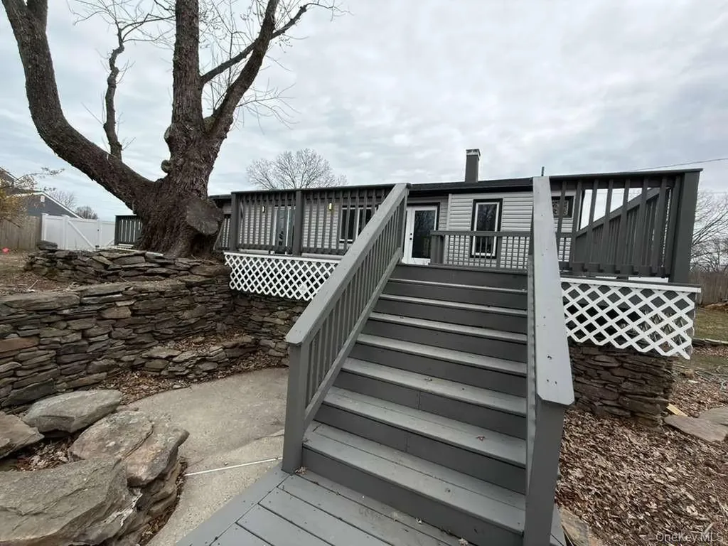 21 Colby Drive Kings Park NY 11754