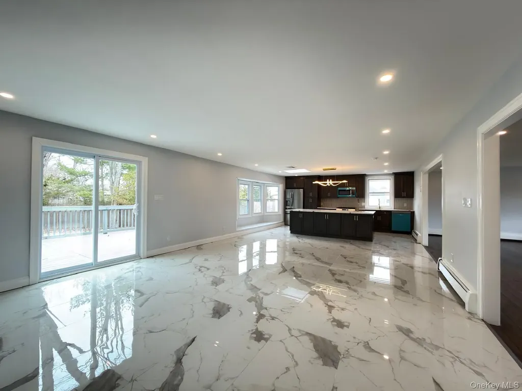 21 Colby Drive Kings Park NY 11754