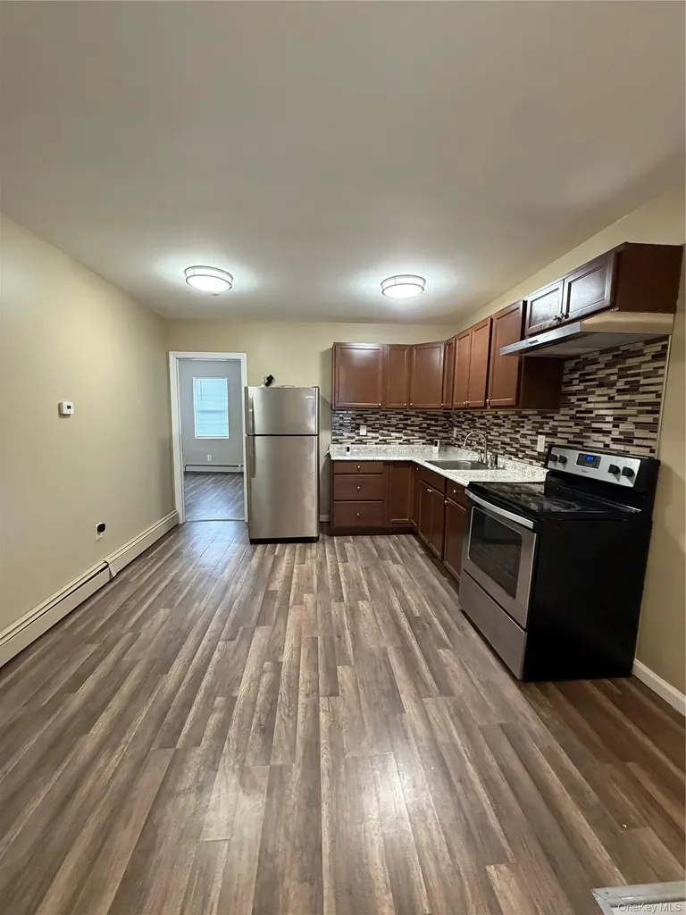 79 Brook Street Bay Shore NY 11706