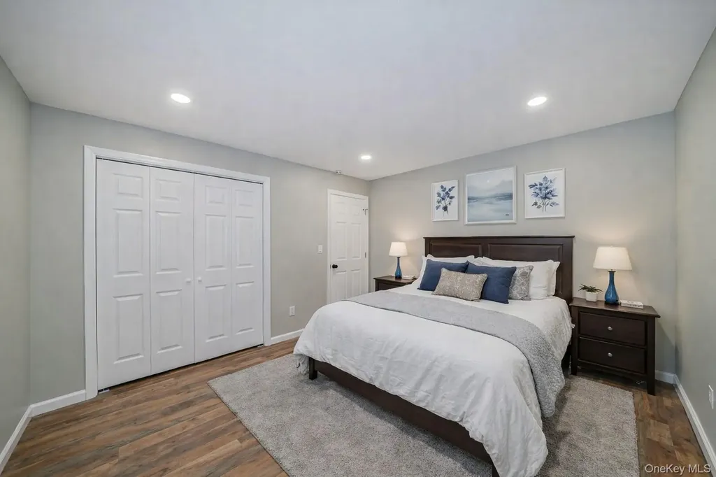 130 5th Avenue Bay Shore NY 11706