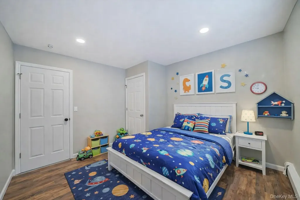 130 5th Avenue Bay Shore NY 11706