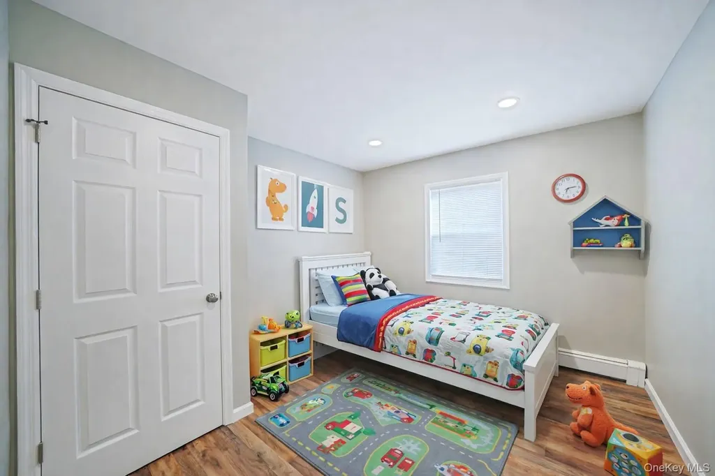 130 5th Avenue Bay Shore NY 11706