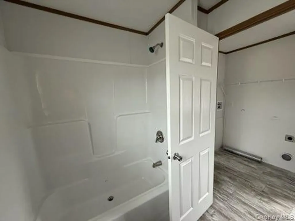 3146 Route 9w New Windsor NY 12553