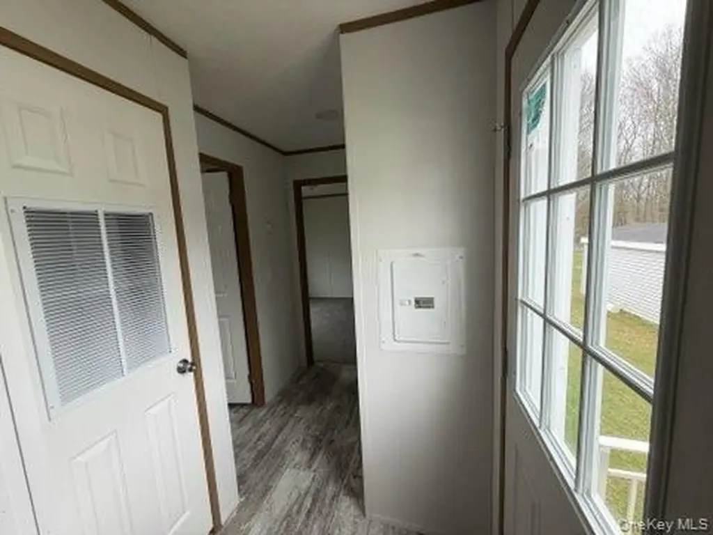 3146 Route 9w New Windsor NY 12553