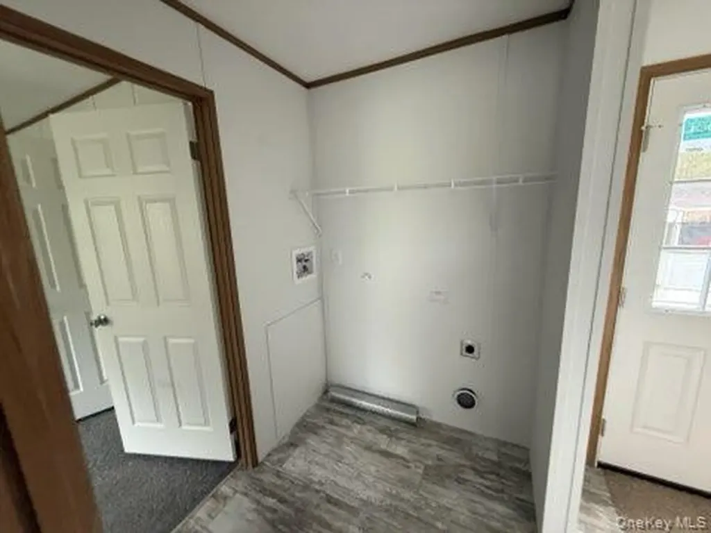 3146 Route 9w New Windsor NY 12553