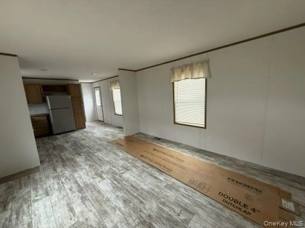 3146 Route 9w New Windsor NY 12553