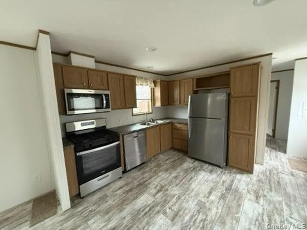 3146 Route 9w New Windsor NY 12553