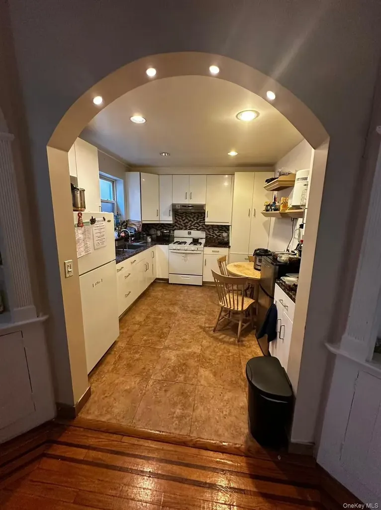 5805 69th Avenue Ridgewood NY 11385