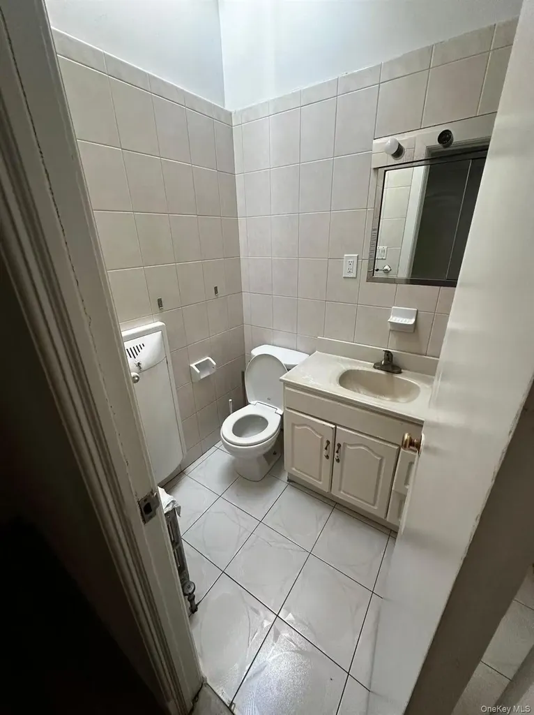 5805 69th Avenue Ridgewood NY 11385