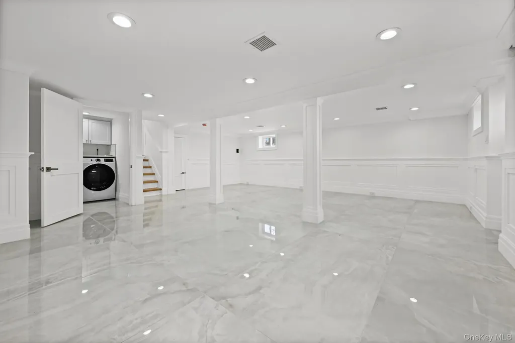 2292 Vassar Place Merrick NY 11566