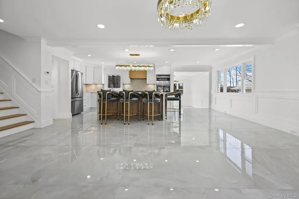 2292 Vassar Place Merrick NY 11566