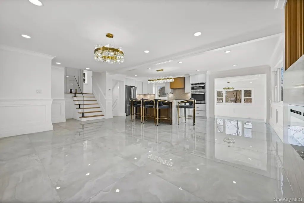 2292 Vassar Place Merrick NY 11566