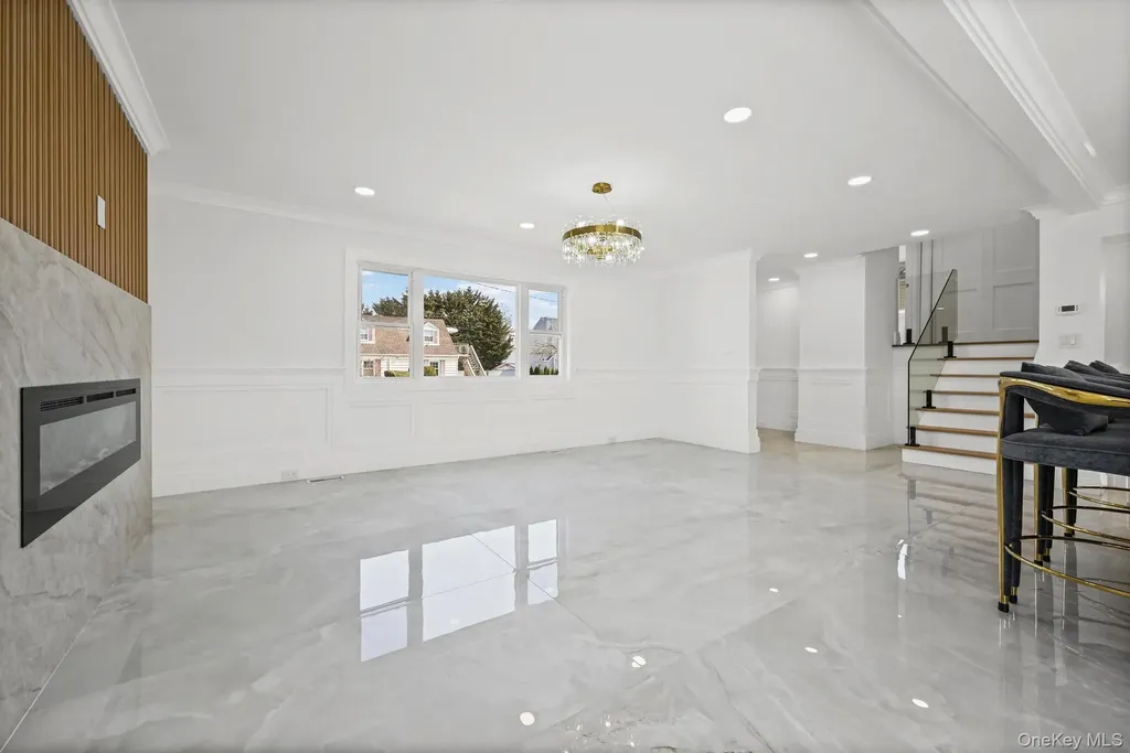 2292 Vassar Place Merrick NY 11566